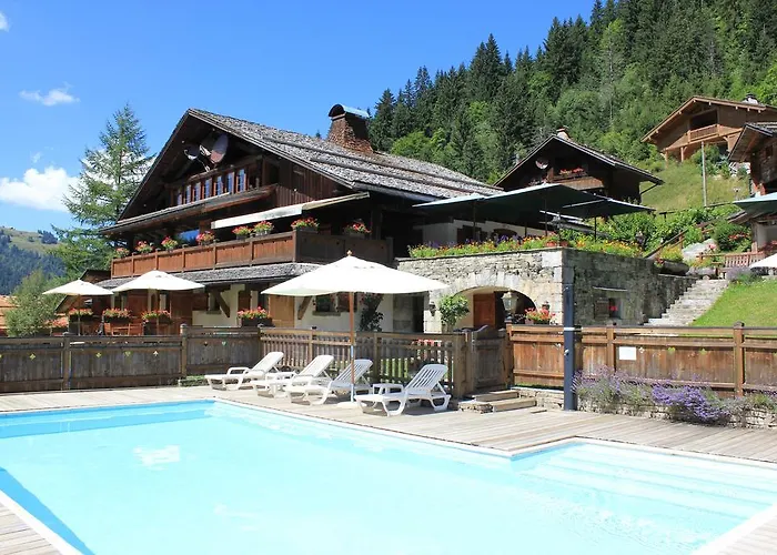 Les De La Serraz Hotel