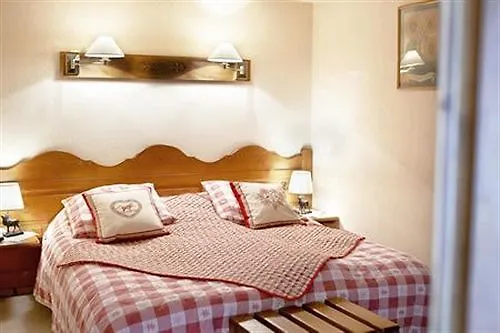 Hotel Les De La Serraz 4*