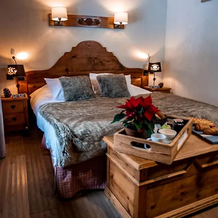 Les De La Serraz Hotel