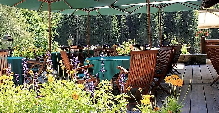 Les De La Serraz Hotel 4*